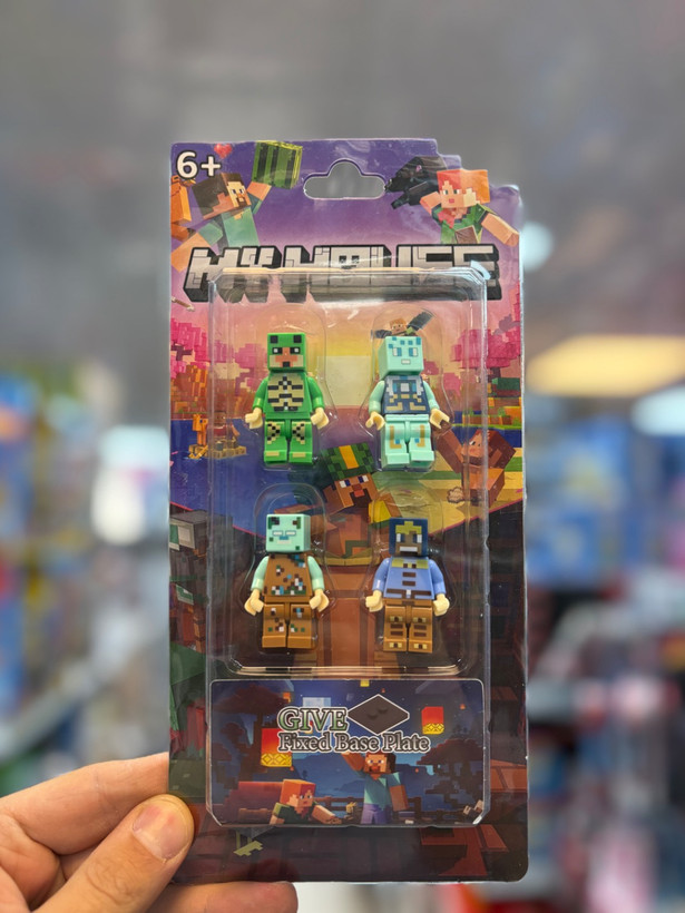 کد کالا:85066 نام کالا: لگو آدمک ۴ تایی ماینکرافت