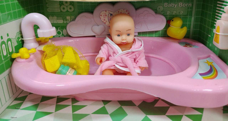عروسک نوزاد گوشتی حوله ای قابل شستشو با وان حمام